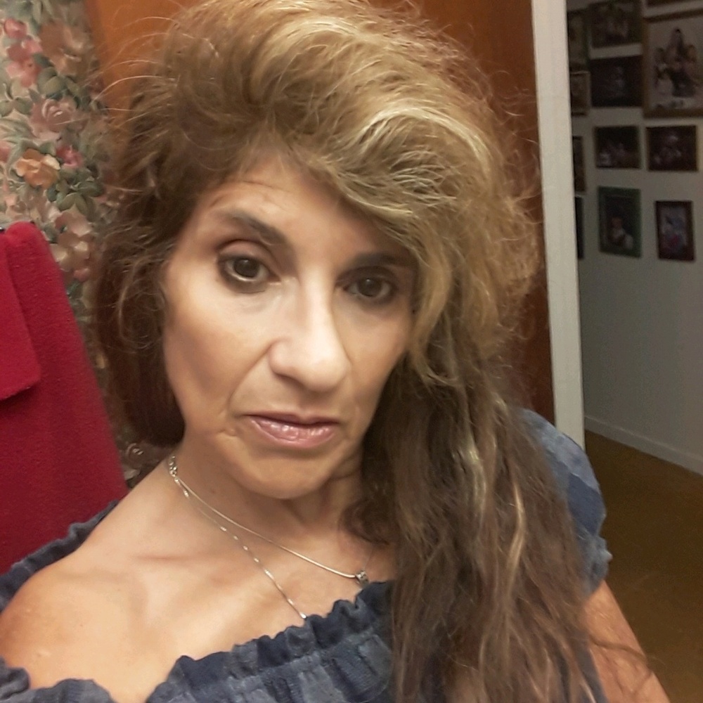 Meet your Posher, Catherine